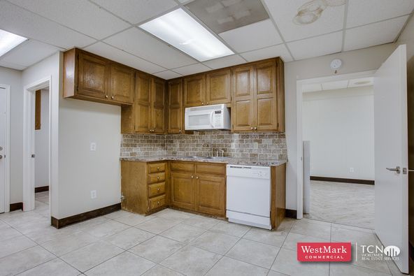 Office Space on 69th & Slide: 5145 69th St, Lubbock, TX 79424